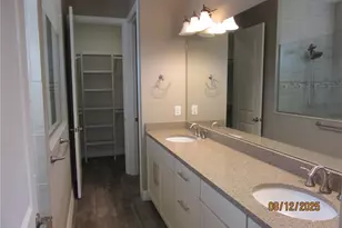 14589 Laguna Dr, Fort Myers, FL 33908 - Photo 11