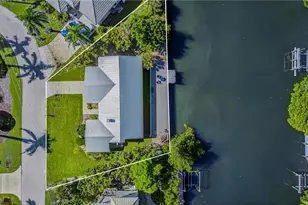 1739 Jewel Box Dr, Sanibel, FL 33957 - Photo 31