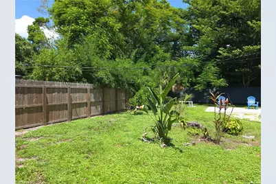 1915 Llewellyn Dr, Fort Myers, FL 33901 - Photo 17