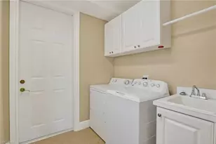 3735 Montreux Ln, Naples, FL 34114 - Photo 25