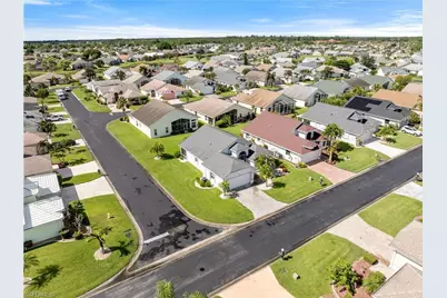 3820 Ponytail Palm Ct, North Fort Myers, FL 33917 - Photo 3