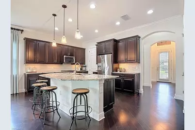 10264 Porto Romano Dr, Miromar Lakes, FL 33913 - Photo 7