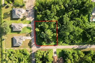 953 Lytle St E, Lehigh Acres, FL 33974 - Photo 1