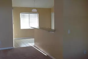 1031 NE 7th Pl, Cape Coral, FL 33909 - Photo 9