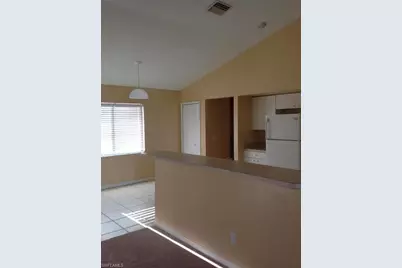 1031 NE 7th Pl, Cape Coral, FL 33909 - Photo 13