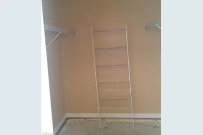 1031 NE 7th Pl, Cape Coral, FL 33909 - Photo 7