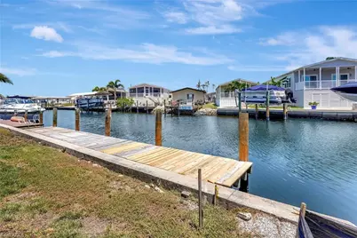 856 Oak St, Fort Myers Beach, FL 33931 - Photo 15