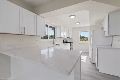 9297 Kincaid Ct, Sanibel, FL 33957 - Photo 15