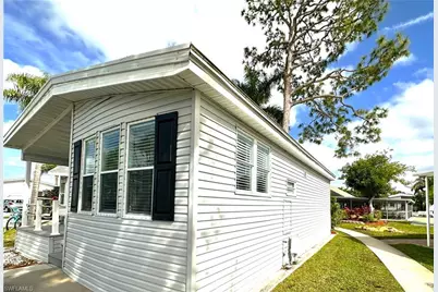 10802 Little Heron Cir, Estero, FL 33928 - Photo 3