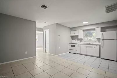 75 Cypress St, North Fort Myers, FL 33903 - Photo 5