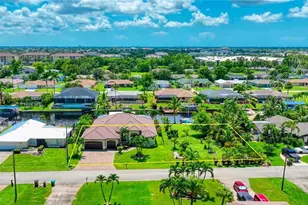 1826 SE 15th Terrace, Cape Coral, FL 33990 - Photo 3