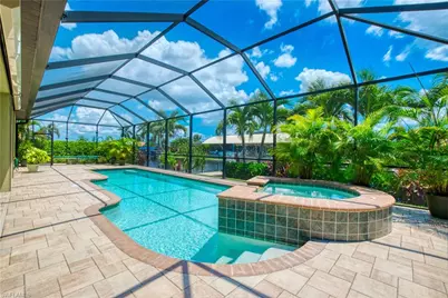 1826 SE 15th Ter, Cape Coral, FL 33990 - Photo 35