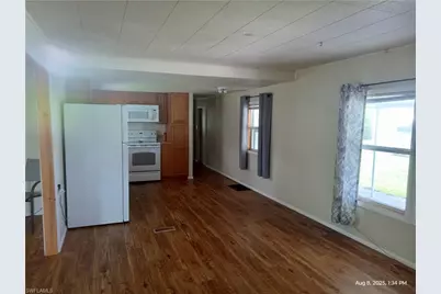 2731 Breezewood Dr, North Fort Myers, FL 33917 - Photo 7