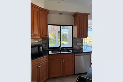 26 SE 13th Ave, Cape Coral, FL 33990 - Photo 5
