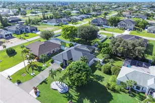 1726 SW 21st St, Cape Coral, FL 33991 - Photo 5