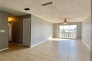 3704 Broadway, Fort Myers, FL 33901 - Photo 3