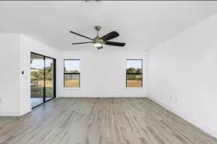 306 Shadow Lakes Dr, Lehigh Acres, FL 33974 - Photo 5