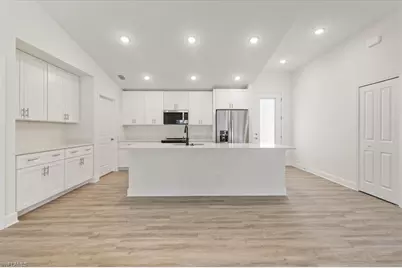 3030 SW 11th Ct, Cape Coral, FL 33914 - Photo 5