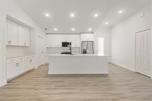 3030 SW 11th Ct, Cape Coral, FL 33914 - Photo 5