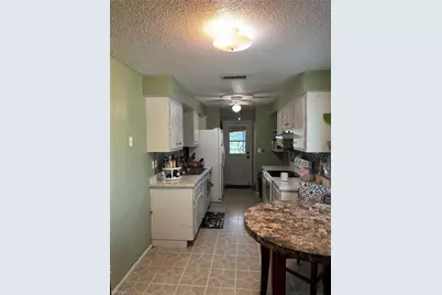 2252 11th Ct, Lehigh Acres, FL 33936 - Photo 5