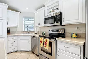 10405 Nightwood Dr, Fort Myers, FL 33905 - Photo 7