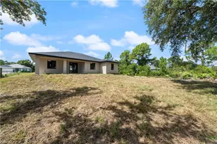 2822 52nd St W, Lehigh Acres, FL 33971 - Photo 31