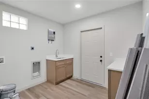 203 Carol Way, Fort Myers, FL 33905 - Photo 17