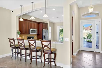 11107 Laughton Cir, Fort Myers, FL 33913 - Photo 3