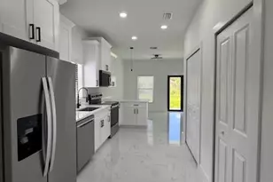 520 Millcreek St, Lehigh Acres, FL 33974 - Photo 11