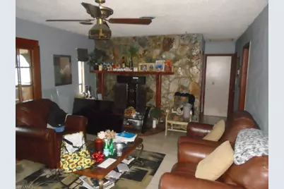 355 Kingston Dr S, Fort Myers, FL 33905 - Photo 5