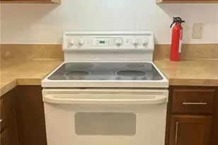 910 SE 14th Terrace, Cape Coral, FL 33990 - Photo 7