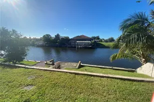 910 SE 14th Terrace, Cape Coral, FL 33990 - Photo 1