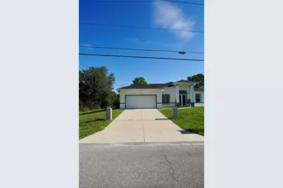 105 E 15th St, Lehigh Acres, FL 33972 - Photo 9