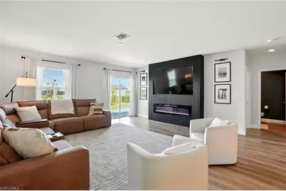 17765 Paradiso Way, North Fort Myers, FL 33917 - Photo 5