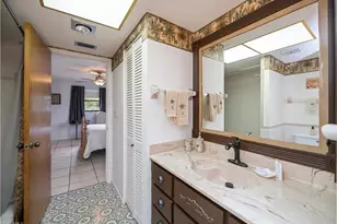 18537 Klingler Cir, Port Charlotte, FL 33948 - Photo 33