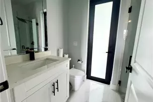 3821 SW 20th Pl, Cape Coral, FL 33914 - Photo 37