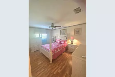 1813 SW 26th St, Cape Coral, FL 33914 - Photo 13