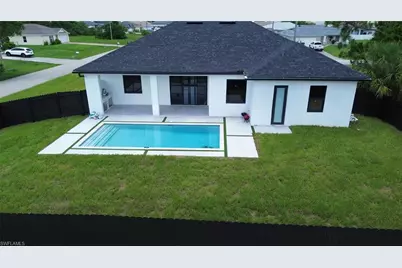 3631 NE 11th Pl, Cape Coral, FL 33909 - Photo 1