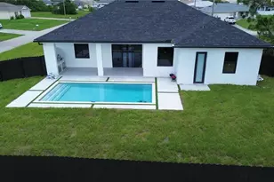 3631 NE 11th Pl, Cape Coral, FL 33909 - Photo 1