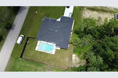 3631 NE 11th Pl, Cape Coral, FL 33909 - Photo 7