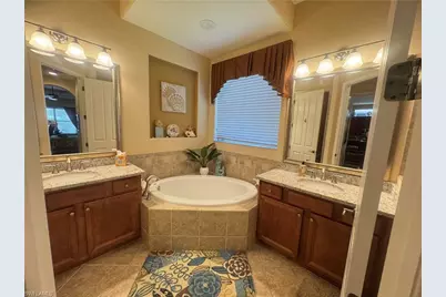 8661 Mercado Ct, Fort Myers, FL 33912 - Photo 17