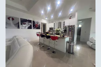 943 SW 15th Pl, Cape Coral, FL 33991 - Photo 9