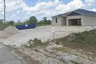 9036 Justice Cir W, Labelle, FL 33935 - Photo 9