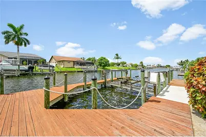 1104 SE 16th Ter, Cape Coral, FL 33990 - Photo 41