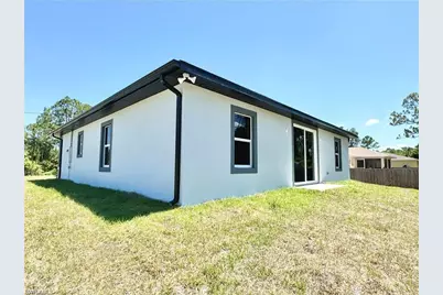 236 Nautilus Ave, Lehigh Acres, FL 33974 - Photo 23