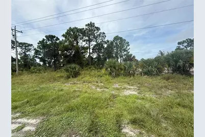 618 Columbus Blvd, Lehigh Acres, FL 33974 - Photo 1