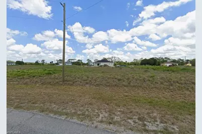 9050 Green Cir, Labelle, FL 33935 - Photo 5