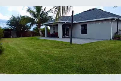 1511 NE 13th St, Cape Coral, FL 33909 - Photo 13