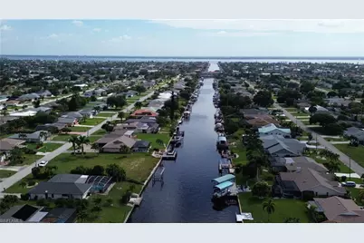 1142 SE 36th St, Cape Coral, FL 33904 - Photo 3