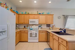 9005 Falcon Pointe Loop, Fort Myers, FL 33912 - Photo 7